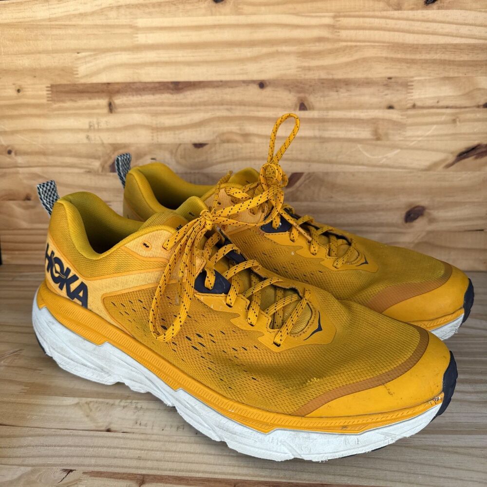 Hoka One One Challenger ATR 6 Yellow BlueRunning Shoes Mens Size 13D